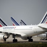 Ebenfalls 36 Prozent vom Ticketpreis beträgt der Preis für ein aufgegebenes Gepäckstück (55 Euro) zum Mini/Light-Tarif bei Air France beim Flug von Berlin nach Paris (151,54 Euro).