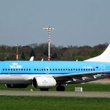 Noch höher fällt der Gepäckanteil bei einem Flug von KLM beim Tarif Economy Light von Frankfurt nach Amsterdam aus: 50 Euro verlangen die Niederländer für den Koffer, 108,25 Euro für das Ticket - macht 46 Prozent vom Flugscheinpreis.