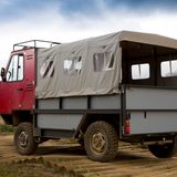 Mit einer Länge von 4,23 Metern ist der OX sehr kompakt, dennoch kann er 13 Personen transportieren