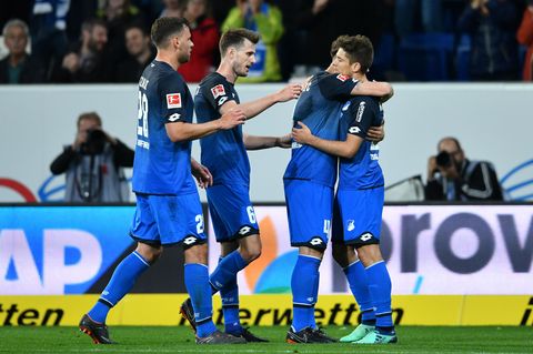 Bundesliga: Spieler der TSG 1899 Hoffenheim feiern ein Tor beim Sieg über Hannover 96