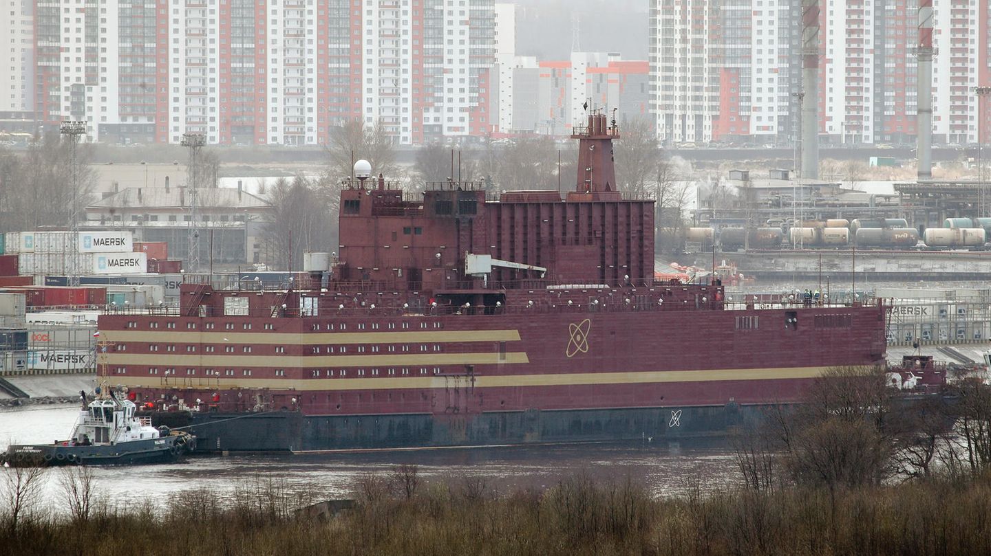 Die "Akademik Lomonossow", das erste schwimmende russische Atomkraftwerk.