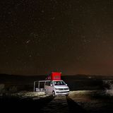 Hier fühlt sich nicht nur ein California-Besitzer wohl: unterm Sternenhimmel von Kalifornien.