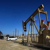 Der Allradler mit Benzinmotor verbraucht zwar recht ordentlich, aber ein eigenes Ölfeld ist nicht gerade notwendig.