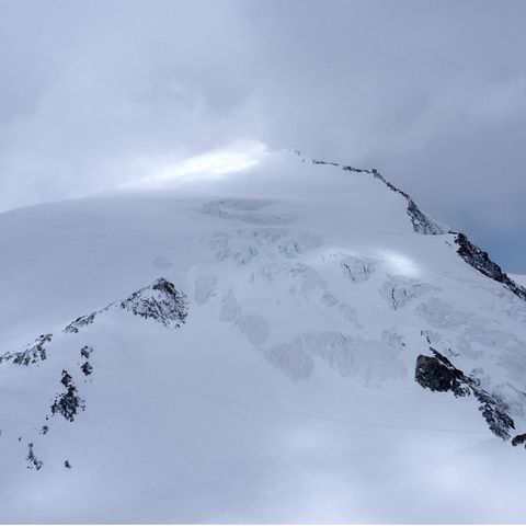 Der Berg Pigne d'Arolla, in der Nähe des Ortes Arolla
