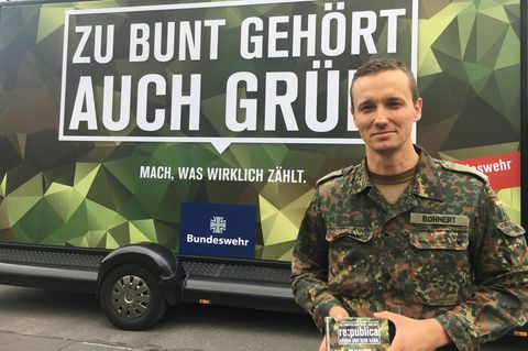 Bundeswehr sorgt mit Guerilla-Aktion für Aufregung bei der Re:publica