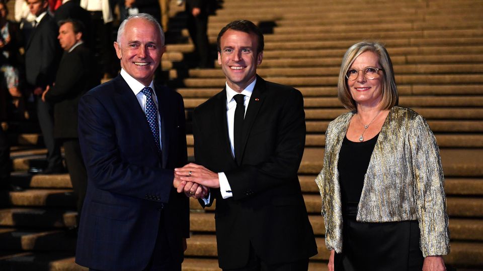 Emmanuel Macron mit Malcolm und  Lucy Turnbull