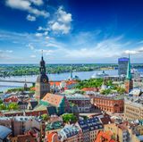 Platz 10: Riga  Die Hauptstadt Lettlands, die an der Mündung der Düna in die Ostsee liegt, kommt auf eine Grünfläche von 114 Quadratmetern pro Einwohner, eine sehr gute Zahl, wie das Ranking von Travelbird.de ergibt.