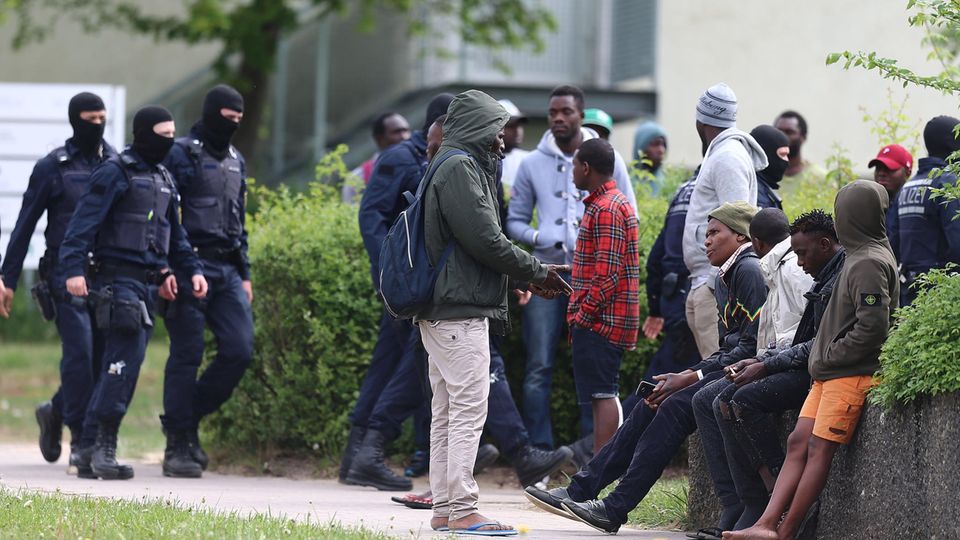 Ellwangen: Reaktionen auf Abschiebe-Skandal
