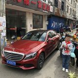 Mercedes C 200 L China - im turbulenten Straßenverkehr