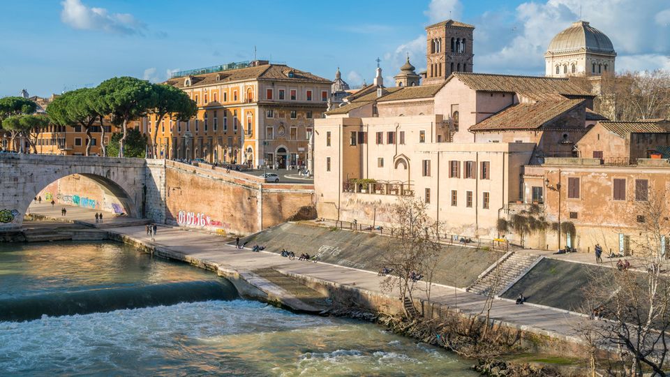 Reisetipp: Vor 2000 Jahren lagen Teile der Stadt bis zu 16 Meter tiefer – fast auf dem Niveau des Tibers Vor 2000 Jahren lagen Teile der Stadt bis zu 16 Meter tiefer – fast auf dem Niveau des Tibers