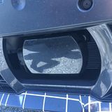 Hinter der Frontabdeckung verbirgt sich beim BMW X7 ein Teil der Sensorik