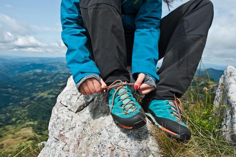 Von Strandwanderung bis Klettertour: Für jeden Trip gibt es den passenden Outdoor-Schuh.