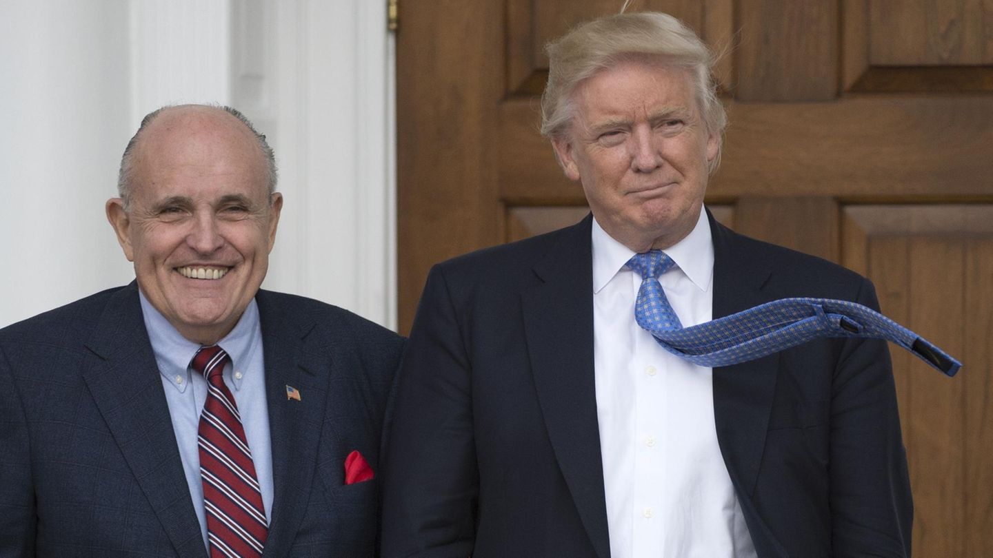 Rudy Giuliani: Donald Trump nicht zu Aussage gegenüber Sonderermittler Mueller verpflichtet