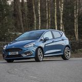 Die Lenkung ist präzise, linear und gibt eine klare Rückmeldung