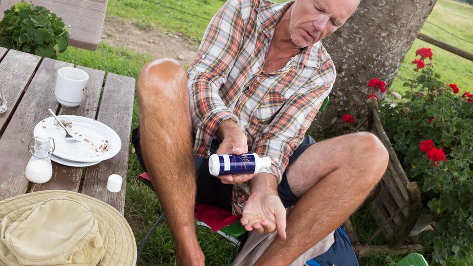 Reisetipp: Was wirklich gegen die Sehnenscheidenentzündung half, war eine Woche Pause – und barfuß zu gehen Was wirklich gegen die Sehnenscheidenentzündung half, war eine Woche Pause – und barfuß zu gehen