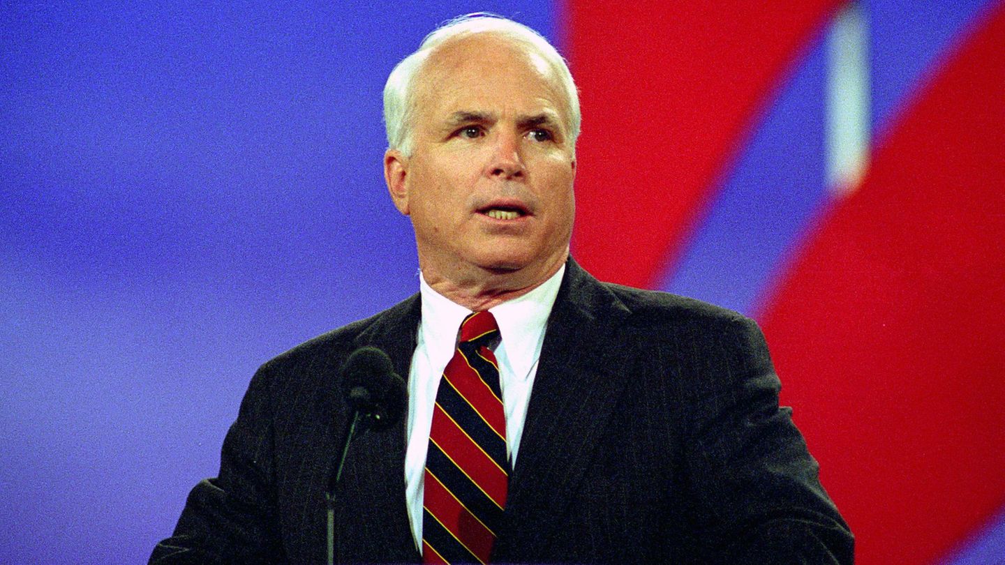 Die abfällige Bemerkung einer Mitarbeiterin des Weißen Hauses über den krebskranken Senator John McCain sorgt für Wirbel