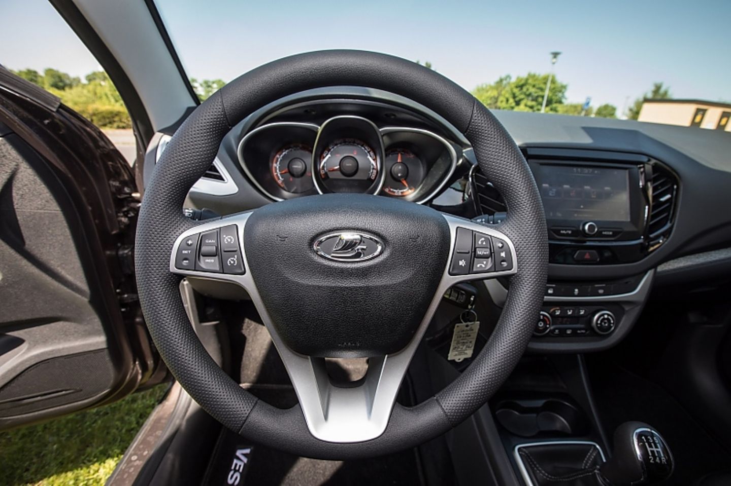 Das Cockpit schaut deutlich moderner aus, als bisher