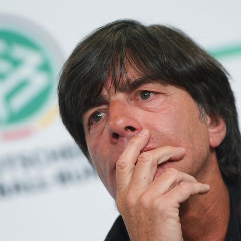 Jogi Löw nachdenklich - wen nominiert er für den WM-Kader, wen muss er enttäuschen?
