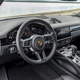 Das Interieur entspricht im Großen und Ganzen dem der anderen Cayenne-Versionen