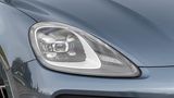 Der Porsche Cayenne E-Hybrid hat de typische Lichtgraphik