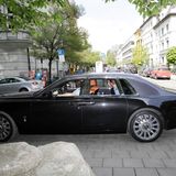 Ein älterer Herr rief Joko hinterher: "Ich freue mich, wenn junge Leute solche Autos fahren". Er wusste wohl nicht, wer drin saß.