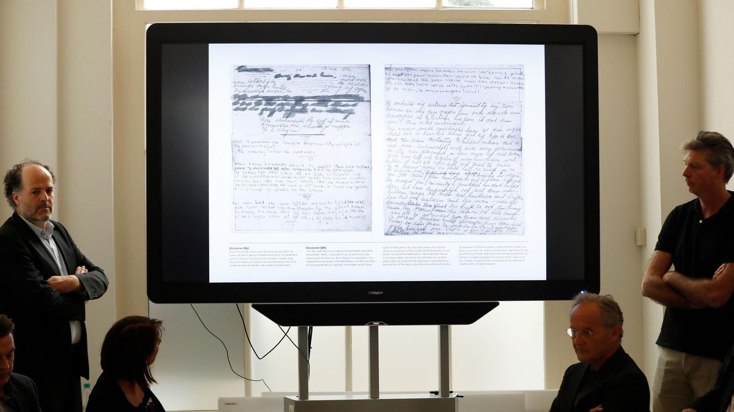 Die Anne Frank Stiftung präsentiert zwei bislang unlesbare Seiten aus dem Tagebuch von Anne Frank