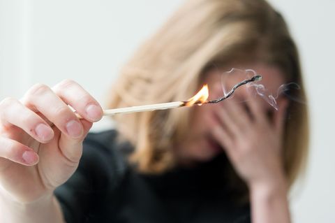 Burnout: Paula hat 80 Stunden pro Woche gearbeitet. Nun warnt sie alle vor den fatalen Folgen
