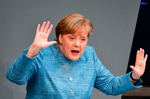So verteidigt Bundeskanzlerin Angela Merkel den Kurs der Regierung - nicht jedem schmeckt das