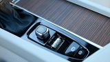 Angelassen wird der Volvo V60 per Drehknopf