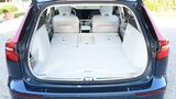 Da freut sich vor allem der Hundebesitzer: Volvo V60 mit hellem Interieur