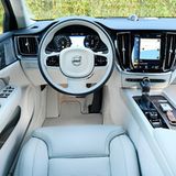 Hell und gar nicht Pflegeleicht: der Volvo V60