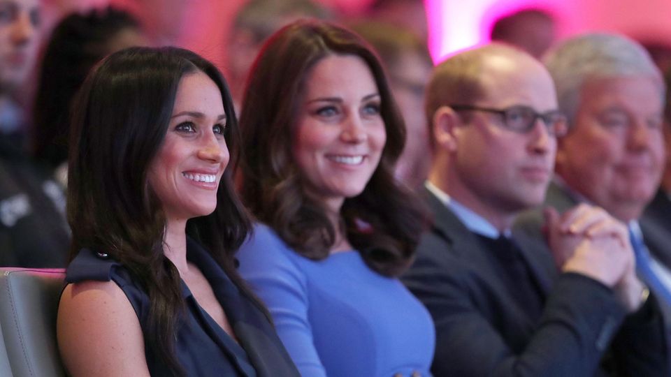 Als Schwägerinnen eint Meghan und Catherine, dass sie nicht aus adeligen Familien kommen