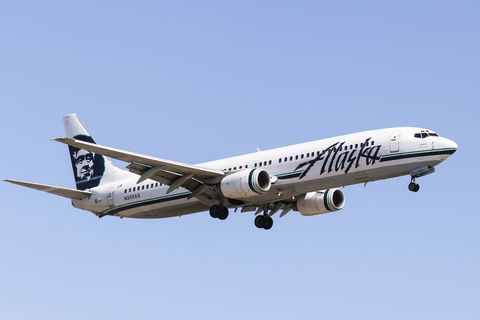 Erneuter Zwischenfall mit einem nackten Passagier auf der Route von Seattle nach Anchorage an Bord einer Maschine von Alaska Airlines.