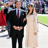 Patrick J. Adams spielte in der Serie "Suits" den Ehemann von Meghan Markle. Nach Windsor kam der Schauspieler mit seiner echten Frau Troian Bellisario.