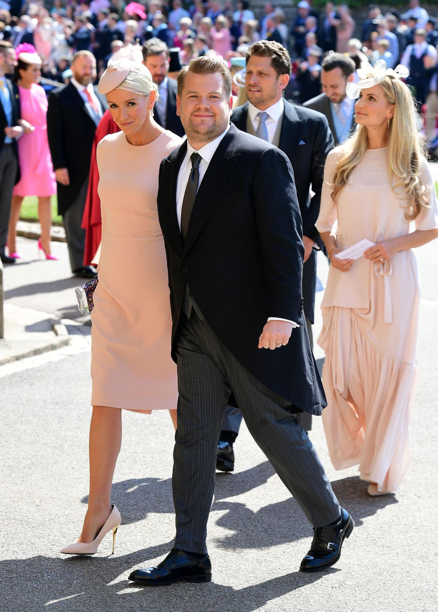 Moderator James Corden und seine Frau Julia Carey