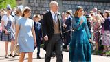 Harrys Cousinen Prinzessin Eugenie (l.) und Prinzessin Beatrice mit ihrem Vater Prinz Andrew