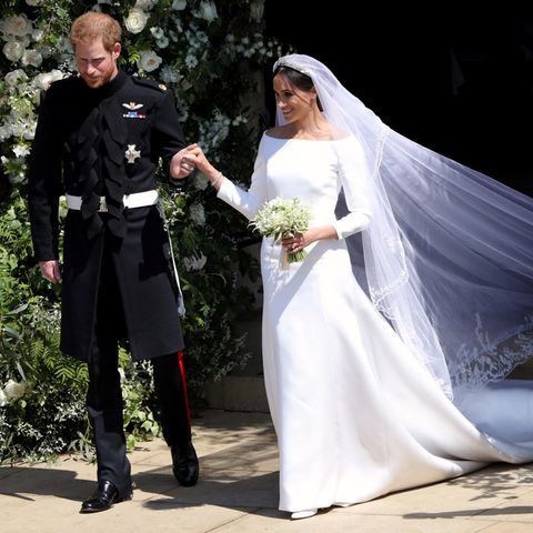 Prinz Harry und Meghan Markle beim Auszug aus der Kirche