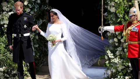 Prinz Harry und Meghan Markle beim Auszug aus der Kirche