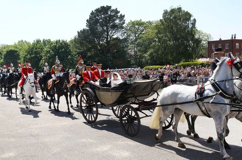 Prinz Harry und Meghan Markle in der Kutsche