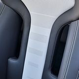 Die Mittelbahnen sind perforiert