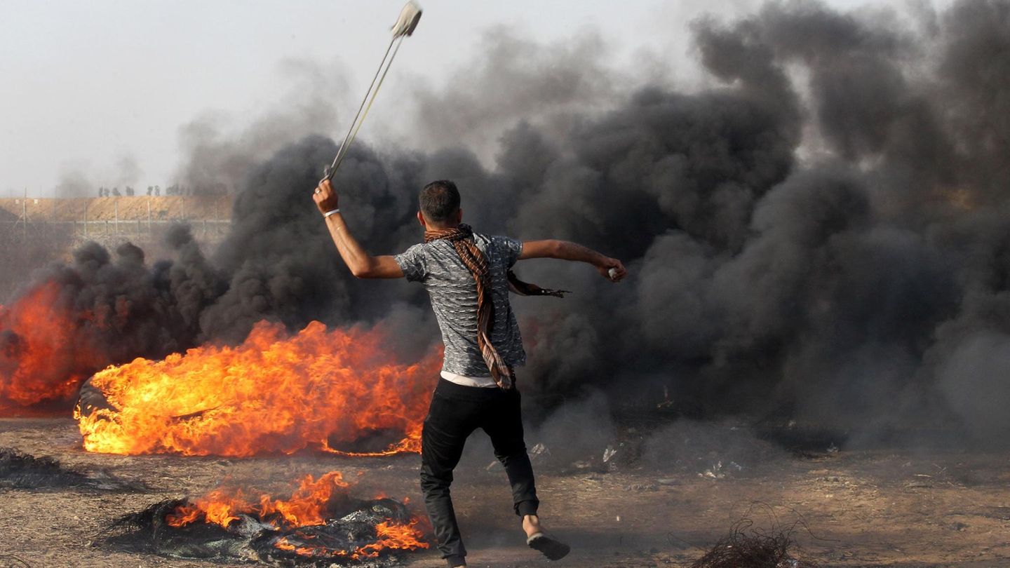Mit Steinschleudern gegen Präzisionsgewehre. Israel wirft der Hamas vor, gezielt Opfer in Kauf zu nehmen.