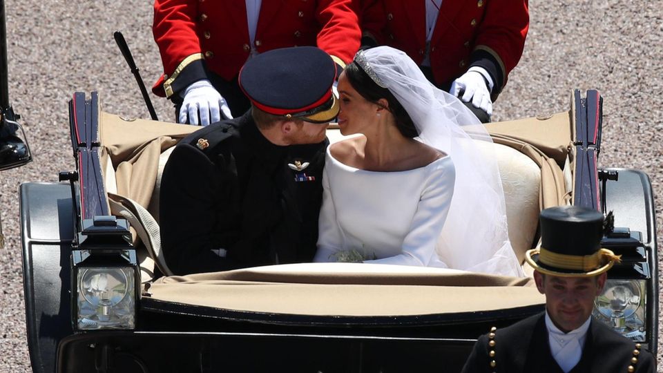 Meghan Markle Prinz Harry Kuss Meghan Markle Prinz Harry Kuss
