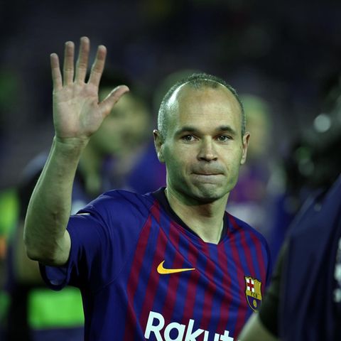 Andrés Iniesta winkt zum Abschied
