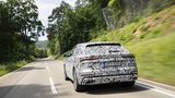 Selbst im Dynamik-Fahrmodus ist der Audi Q8 noch einigermaßen komfortabel