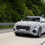 Der Audi Q8 hat eine Alu-Fünflenker Hinterachse