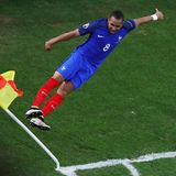 Dimitri Payet, Olympique Marseille  Dimitri Payet gehört zu den Unglücksvögeln. Im Europa-League-Finale verletzte er sich. Sein Traum von der WM und dem Titelgewinn mit Frankreich ist zerplatzt.