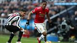 Anthony Martial, Manchester United  Für Anthony Martial (r.) lief die Saison nicht gut. Er kam unter José Mourinho nur wenig zum Einsatz und verpasste den Sprung in die französische Nationalelf.