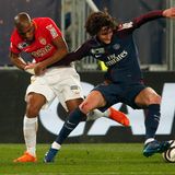 Adrien Rabiot, Paris Saint-Germain  Der defensive Sechser (r.) von Paris Saint-Germain ist verdammt gut. Das hat er international in der Champions League bewiesen. Doch offenbar ist die Konkurrenz bei unseren Nachbarn so stark, dass Nationalcoach Didier Deschamps auf einen Spieler wie Rabiot verzichten kann. Der war daraufhin beleidigt und weigert sich, im Fall der Fälle nachzurücken.