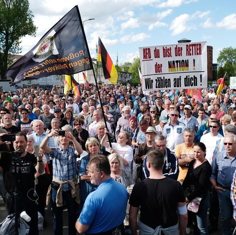 Teilnehmer einer AfD-Kundgebung im April in Zwickau