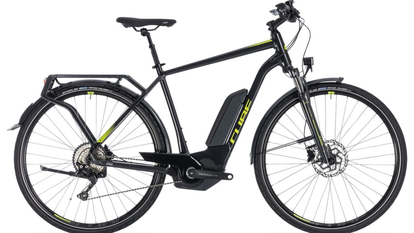 Cube Kathmandu Hybrid Pro 500 ist Nummer vier. Das E-Bike von Cube kostet nur 2500 Euro und überzeugte als sportliches und wendiges Rad. Weniger schön ist das 2-Ampere-Ladegerät, das zu endlosen Ladezeiten führt. Note Gut (2.0).